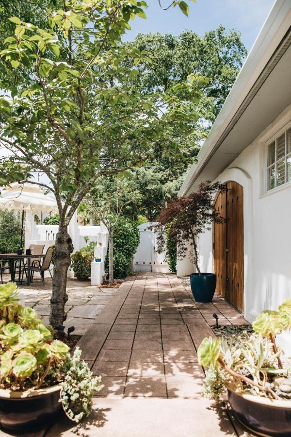 Cottage Inn & Spa Sonoma Exterior photo